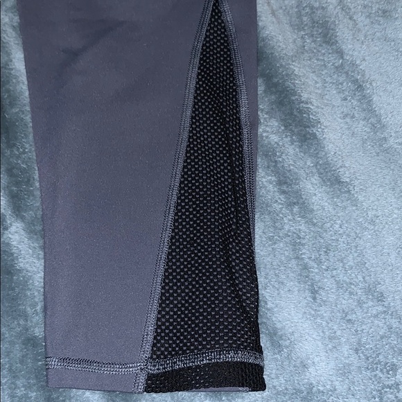 Cropped workout leggings - Picture 2 of 2